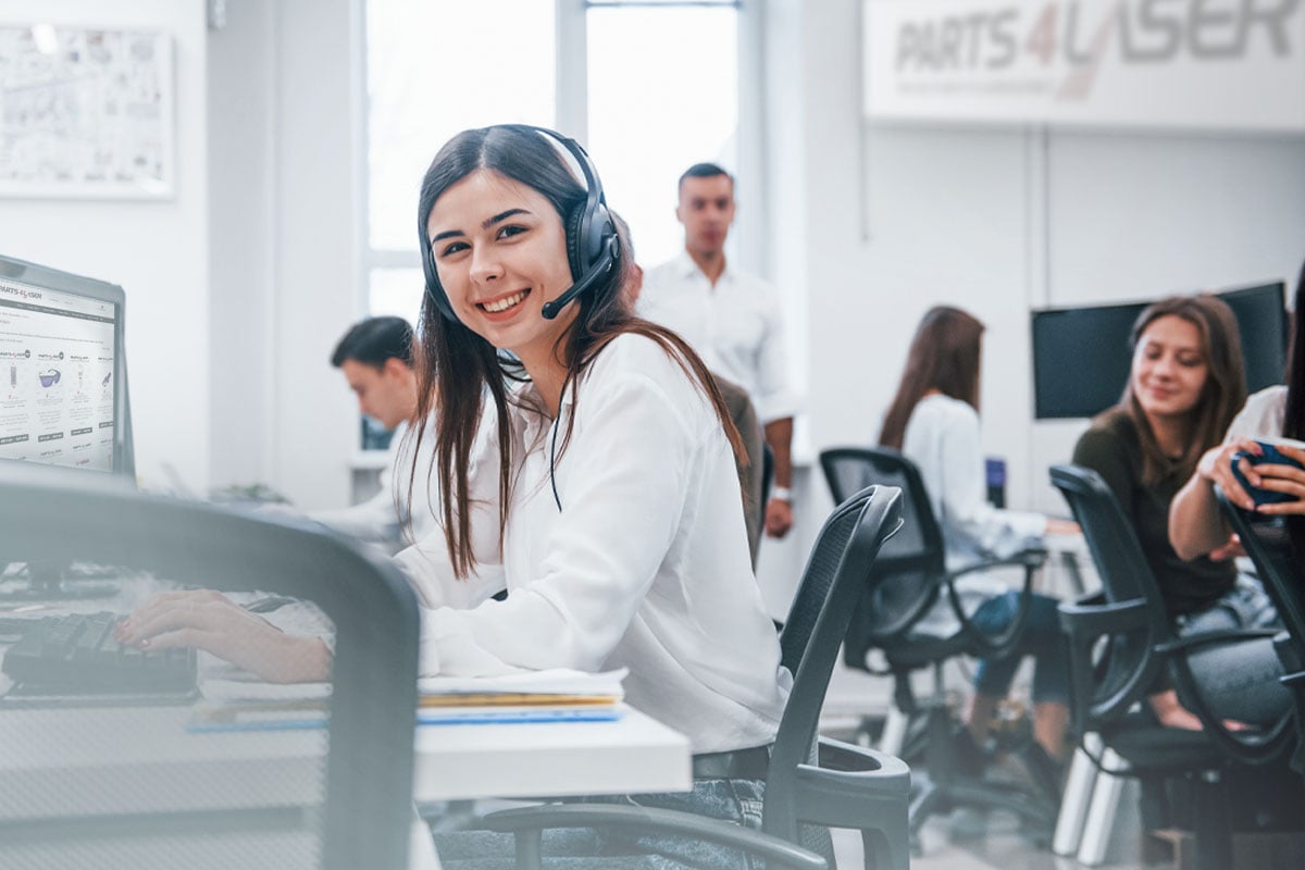 cystomer_service_P4L-1